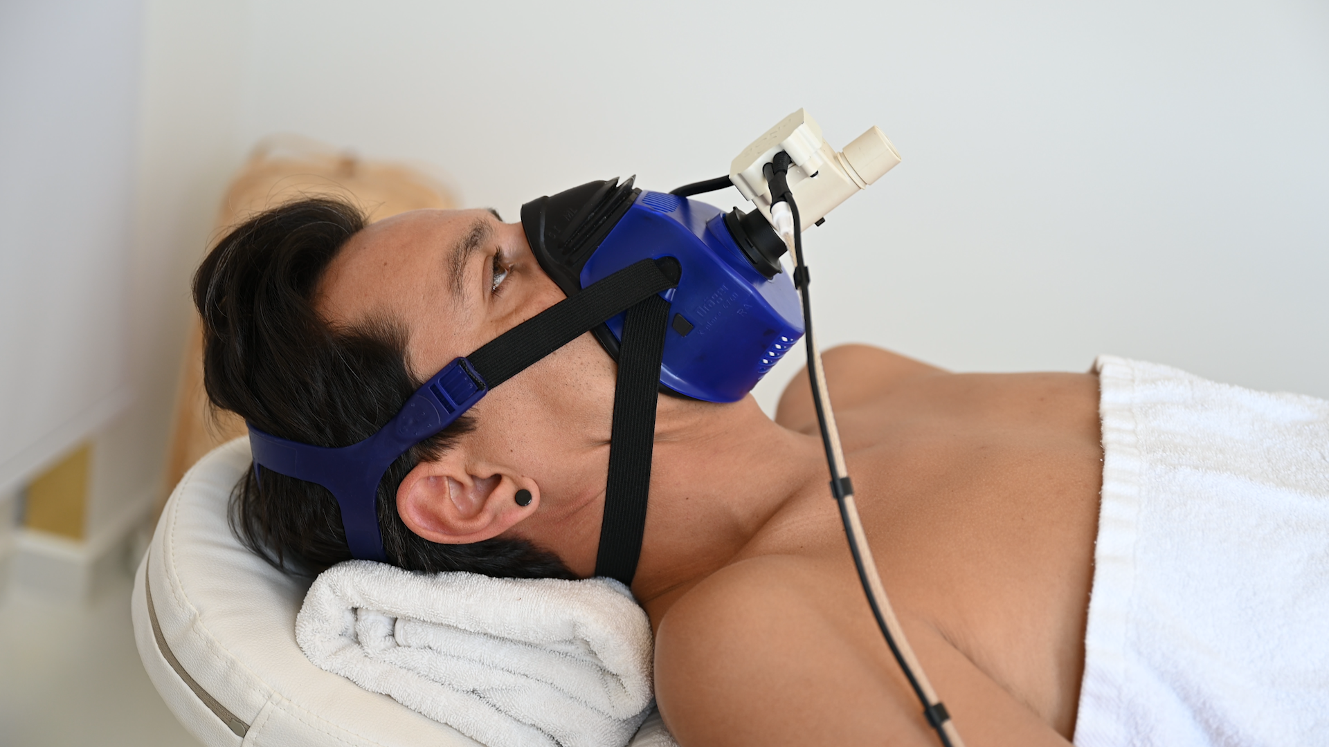 pnoe at mask mask at rest